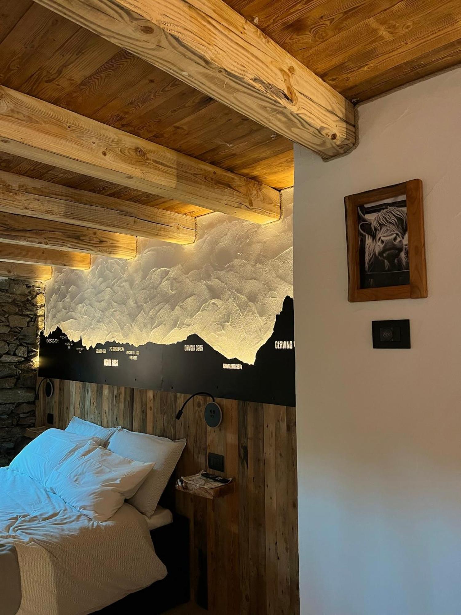 La Famille D'Evian Hotel Villeneuve Exterior photo